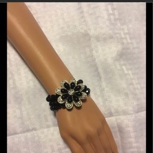 Lia Sophia floral bracelet excellent condition